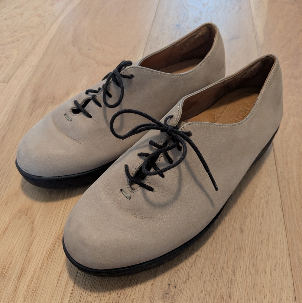 Hopp Studios women’s oxfords